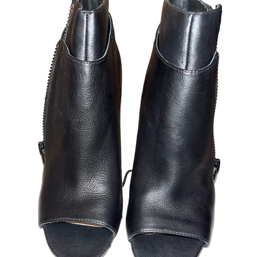 Women’s Shoes
